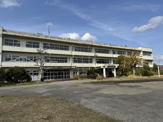 千葉県富津市の廃校施設を利用した撮影スタジオ「TOKYO ROCK STUDIOアマハプラス富津」運営開始！【グローバル向けコンテンツ制作会社TOKYO ROCK STUDIO】