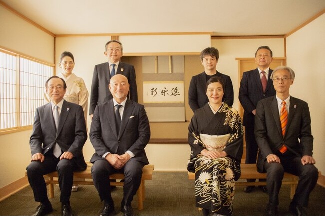 茶道裏千家 御家元 千 宗室氏命名 茶室「悠楽軒（ゆうらくけん）」初公開