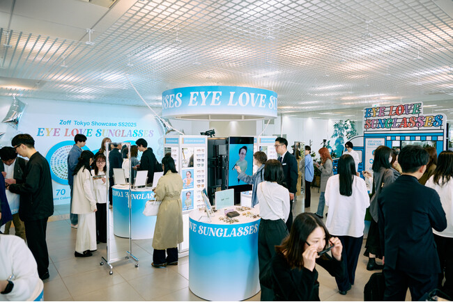 夏といえば、Zoff！メガネブランドZoffが商品展示会『TOKYO SHOWCASE 2025 SS “EYE LOVE SUNGLASSES”』を開催
