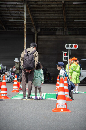 ヤマタネロジスティクス ヤマタネ深川営業所で子ども向け交通安全教室を開催