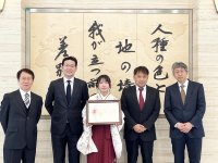 【拓殖大学】本学学生が八王子市「子ども・若者育成支援センター（はちビバ）」のロゴタイプをデザインしました