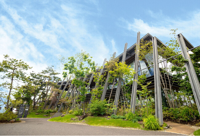 2025年4月22日～5月4日まで「イグーネ荒井（宮城県仙台市）」で村上賀子 写真展「Portraiture」を開催します