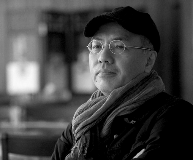 奥田英朗が作家人生を賭けて挑む「昭和史」サーガ三部作、『普天を我が手に』ついに発売決定!!