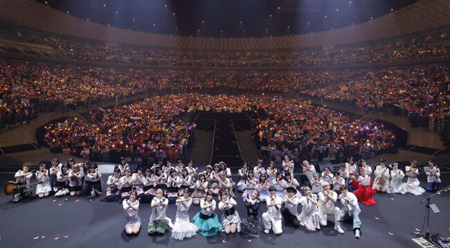 イベント最多25組の出演アーティストによる熱狂のライブパフォーマンス！そしてライブ直前の意気込みから歌唱後の熱いコメントまで、舞台裏の感動もたっぷりお届け！