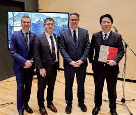 代表取締役 集合写真