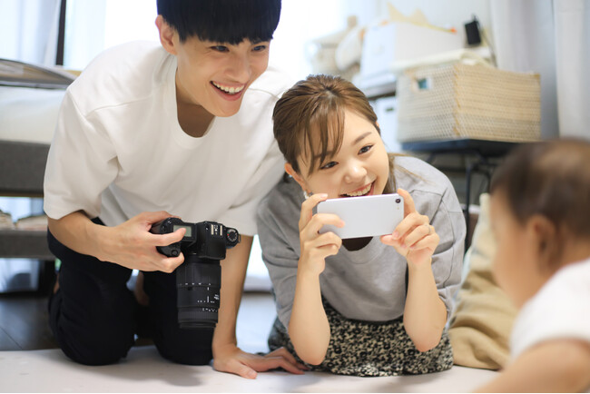 紙の母子手帳をスマホで“読む”時代へ。AIで子育て情報をデジタル管理、育児支援アプリ開発に挑むスタートアップがクラファン開始