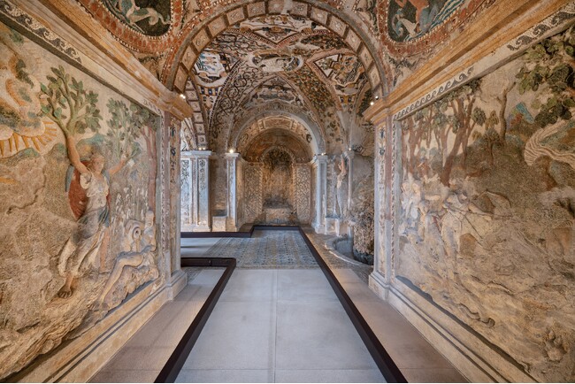 フェンディの支援で、ヴィラ・デステの「ディアナ洞窟」が50年の時を経て甦る