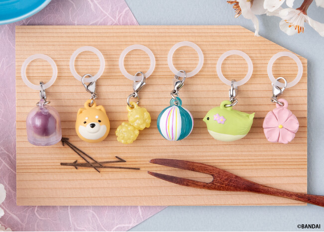 春の和菓子をめじるしに！オリジナルデザインのガシャポン(R)『にほんのおかし めじるしアクセサリー ～春～』登場！