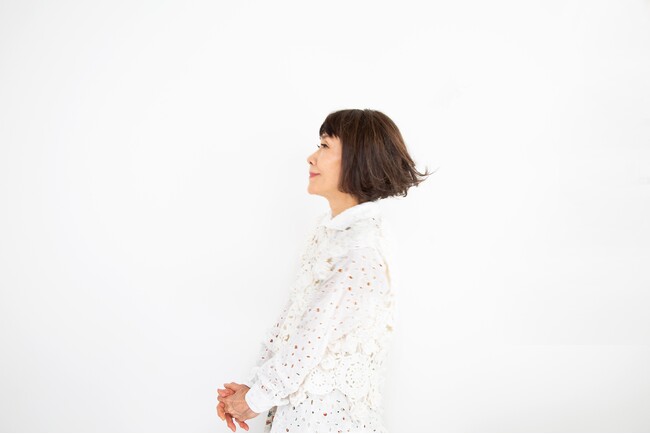 今年デビュー50周年を迎えた大貫妙子、「ピーターと仲間たち」リリース決定！