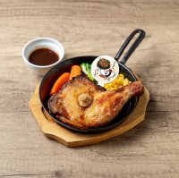 いきなり！ステーキ初　肉に特化した飲食店同士のコラボレーションが決定！