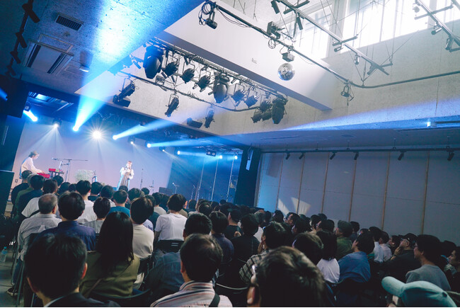 NHK Eテレ朝の子ども番組に出演中のシンガーソングライター早希が、ワンマンライブ「Saki 2nd One Man Live “Glow and Grow”」を開催！