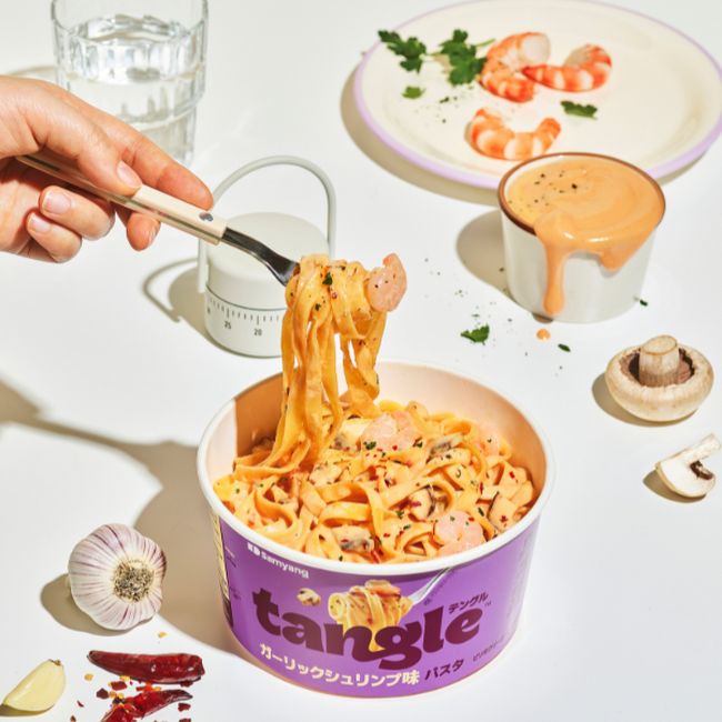 「テングル」って、革命的。高たんぱく質本格カップパスタ「ガーリックシュリンプ味」新発売。