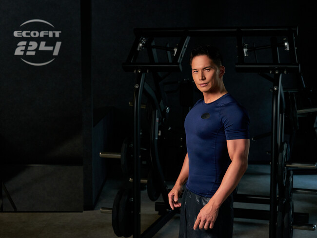 ECOFIT24×市原隼人さん、新ビジュアル公開！“自分らしく、始める”フィットネスのある毎日へ