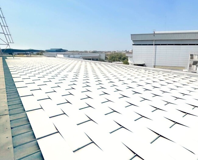 本田技研工業のタイ拠点で放射冷却素材SPACECOOLルーフシェードを導入 空調エネルギー削減によりカーボンニュートラル社会の実現へ