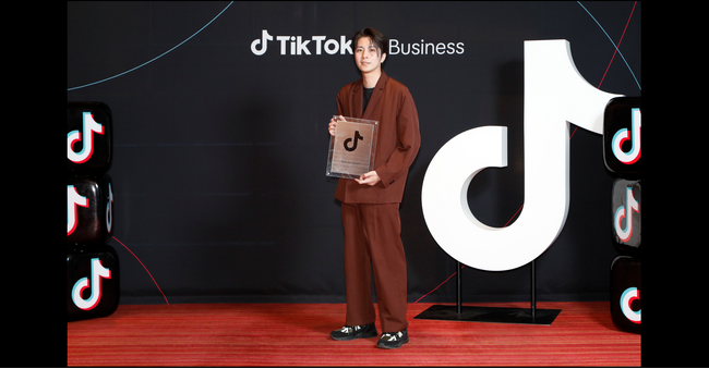 オプト、「TikTok for Business Japan Agency Awards 2025」にて、専門役員 野嶋友博が個人賞である「Education Award」を受賞