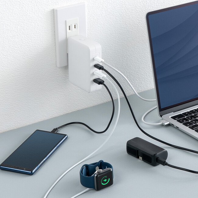4台同時充電ができるコンパクトながら合計最大PD 145W対応のUSB充電器を4月28日に発売