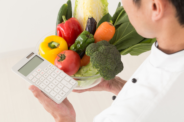 ３年４カ月連続で７割超の企業が仕入単価の上昇に直面　「飲食店」「旅館・ホテル」では、9割超の企業で仕入単価が上昇し、事業環境に厳しさ