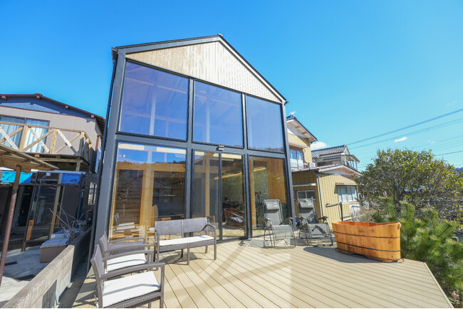 日本初上陸のエストニアのイグルー薪サウナ設置。「Ocean Sauna Villa 富津竹岡 by GIFTHOUSE」2025年4月29日開業。グランドオープン記念30%OFFプランで予約受付開始