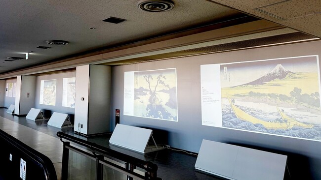 成田空港にて高精細デジタルデータによる葛飾北斎「冨嶽三十六景」の展示を実施