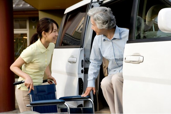 【介護マーケティング研究所by介護ポストセブン】介護に使われる「福祉車両」についての購入動向＆利用実態を調査！ 購入者の満足度が高いのは「普段使い」 その”使い勝手”のよさが一般に浸透してない課題も