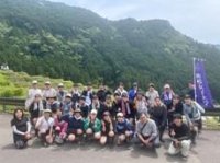 神奈川県・相模女子大学の学生が三重県熊野市で田植えのボランティア活動に参加　2008年から継続する連携活動「丸山千枚田を守る会」とともに田植え体験、市内フィールドワークで地域資源を学ぶ　