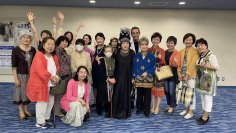 寝たきりの両親や病気の弟を抱え歌ってきた座間のシャンソン歌手「セツ」が5/28(水)・6/25(水)開催の横浜デュモンライブに出演