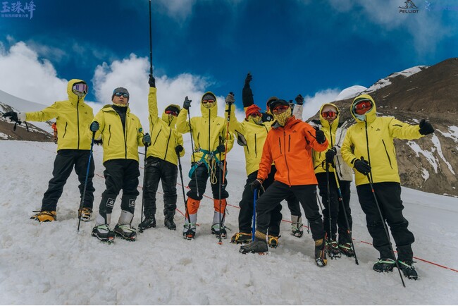 PELLIOT（ペリオ）登山隊、2025年ユクジュ峰登山大会で登頂成功
