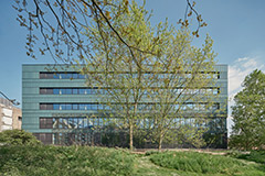 英国ロンドンで木造6階建てオフィス　竣工　～　環境配慮型　CO2大幅削減　～