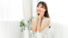 同じ商品を使い続けたい派vs新しい商品を試したい派
スキンケア用品の選び方は？