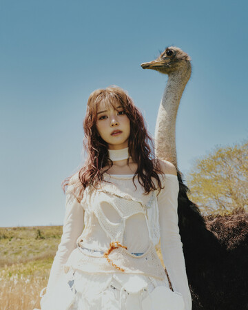 元櫻坂46小林由依がyousti（ユースティー）としてソロデビュー！