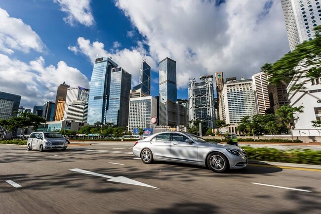 世界を結ぶ送迎ネットワークを、日本のお客様へ。TBR GLOBAL CHAUFFEURINGが英国EuroChauffeurs社を買収