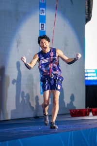 【快挙】２６回の出場と１１回の決勝進出で掴んだ、初優勝　国際学部３年 吉田 智音選手がリード種目でワールドカップ制覇　～「自己最高」のコンディションで掴んだ栄光～ -- 摂南大学