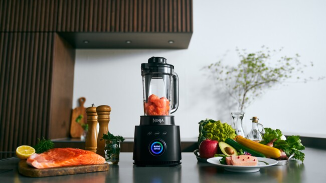 食材の自動検知機能を搭載 その指ひとつで理想のシェフクオリティへ「Ninja Stealth iQ ミキサー」新発売