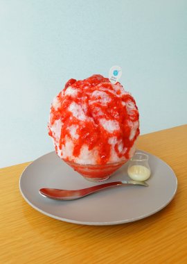 おいしい氷屋 produced by 九州製氷「プレミアムあまおう」