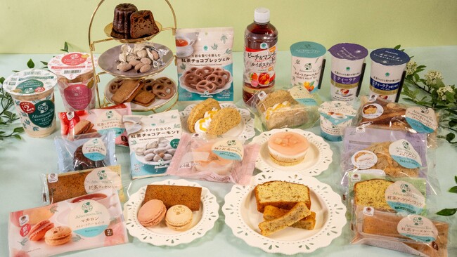 「Afternoon Tea」監修 過去最多の25種類を展開！「ファミマでアフタヌーンティー」5月20日から開催～2024年フラッペ売上No.1のロイヤルミルクティーフラッペは数量限定でクッキー増量～