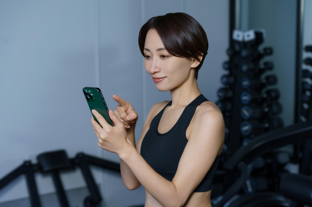 大手フィットネス、店舗数10年で2倍に　急増6千店舗を突破　フィットネス市場は7100億円、過去最高を更新へ　「chocoZAP」の存在感高まる