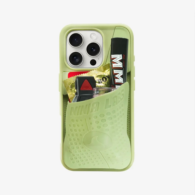 【日本初上陸】アメリカ発、シリコン製のポーチが一体となった次世代iPhoneケース「Ninja Labs(ニンジャ ラボ)」が日本初上陸。