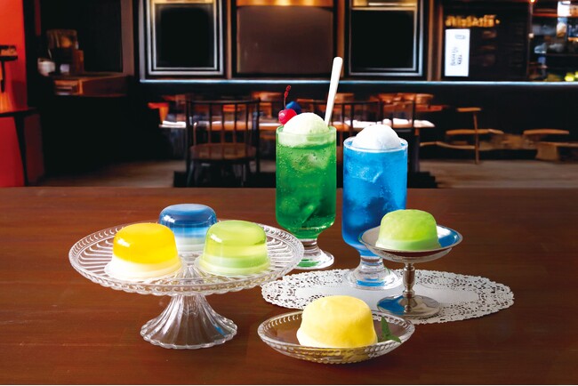 レトロ喫茶のフロートをイメージした常温保存可能な2層のシャーベット「レトロな喫茶　三種の凍らせて食べるシャーベット」を発売