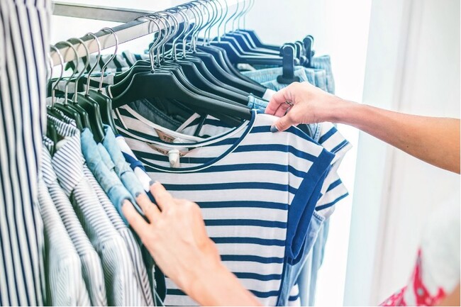 【Tシャツ選びの“リアル”を調査】約6割が購入時に〇〇をチェック！