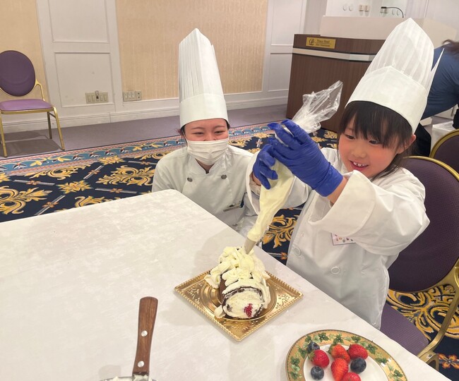 【新横浜プリンスホテル】父の日にはお子さま手作りのケーキを！キッズパティシエ体験イベントを開催