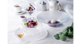 気高く芸術的なスミレ色のスイーツをコース仕立てで優雅に楽しめる「Sweets Course～Violetta～」