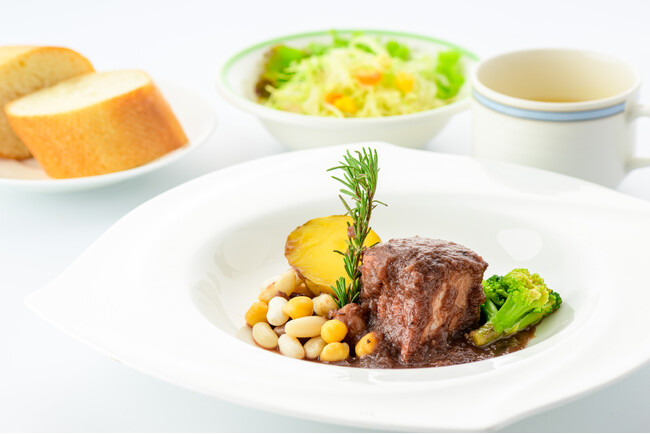 【新日本海フェリー】船内レストラン「～海風と味わう地域の恵み～初夏の彩り美食フェア」 5/26スタート！