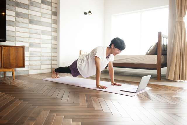 【調査レポート】オンラインフィットネスの魅力第2位は「住んでいる地域に限らず様々な先生に出会える」、第1位は？