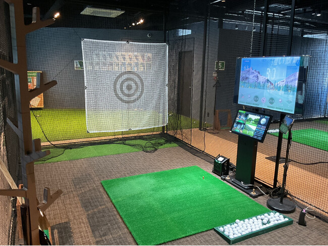 インドアゴルフスクール「STEPGOLF」全国133店舗目となる『ステップゴルフプラス京成大久保店』が5月22日(木)にグランドオープン！