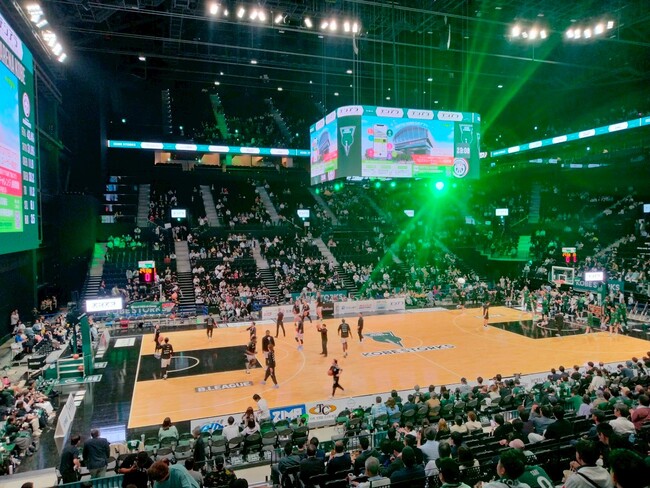 スポーツの現場を、学びのフィールドに。神戸の最新アリーナでBリーグ観戦