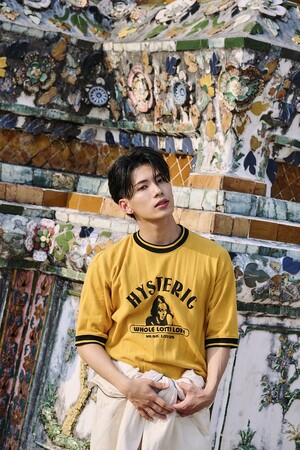 世界中から注目を集めるLDH産アーティストグループ・PSYCHIC FEVER ボーカルの小波津志 １stフォトブック「こころのおと」が発売決定！