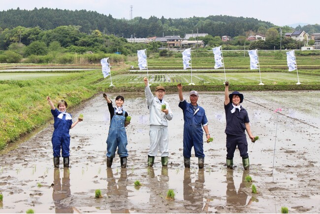令和７年産「福、笑い」内堀福島県知事らによる田植えを行いました！
