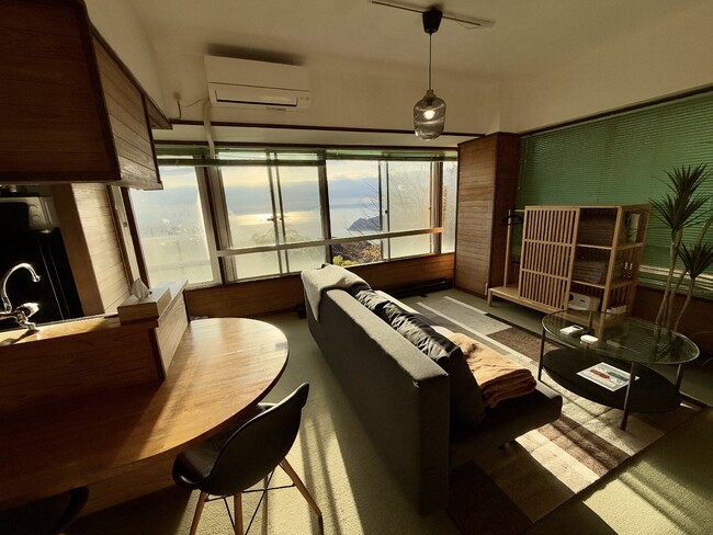 熱海の窓一面オーシャンビュー民泊 開業！