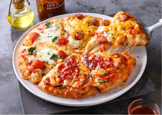 「ゼンレスゾーンゼロ×PIZZA-LA」コラボキャンペーン　ピザーラ限定グッズのオリジナルピザセットを数量限定発売！！