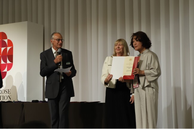 第20回世界バラ会議福山大会2025において ローザンベリー多和田「バラと宿根草の庭」が優秀庭園賞を受賞しました!!